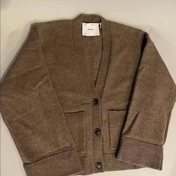 AXEL ARIGATO
Brown Memory Relaxed Cardigan - Picture 4 of 7